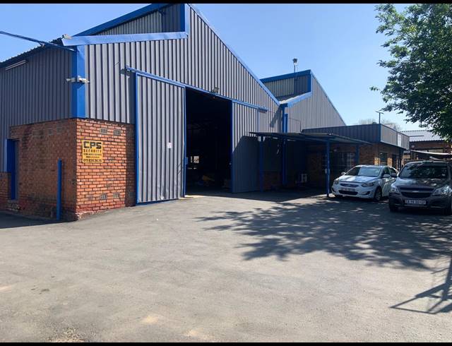 5,235M² WAREHOUSE FOR SALE IN ALBERTON NORTH